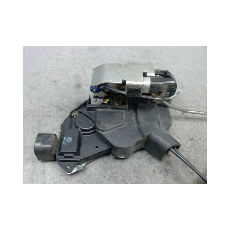 SYSTEME CONDAMNATION AVANT DROIT TOYOTA PREVIA -2000