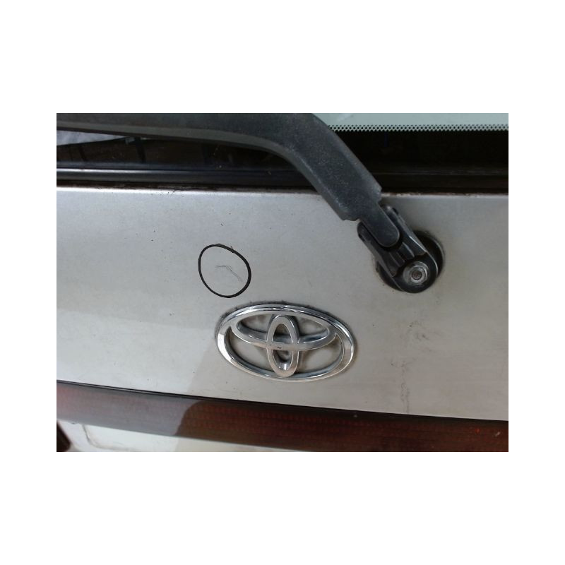 HAYON TOYOTA PREVIA -2000
