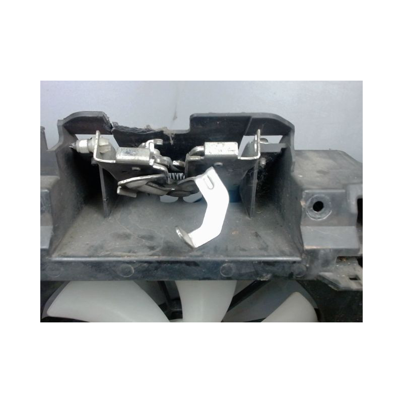 SUPPORT DE VENTILATEUR PEUGEOT ION
