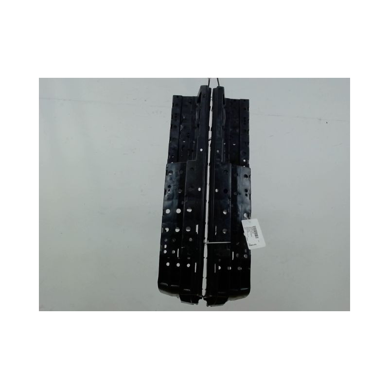 RENFORT PARE-CHOC ARRIERE  PEUGEOT 405 -92