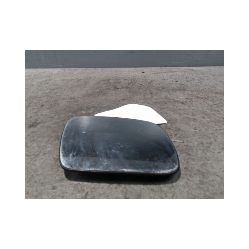 GLACE RETROVISEUR EXT D PEUGEOT 307