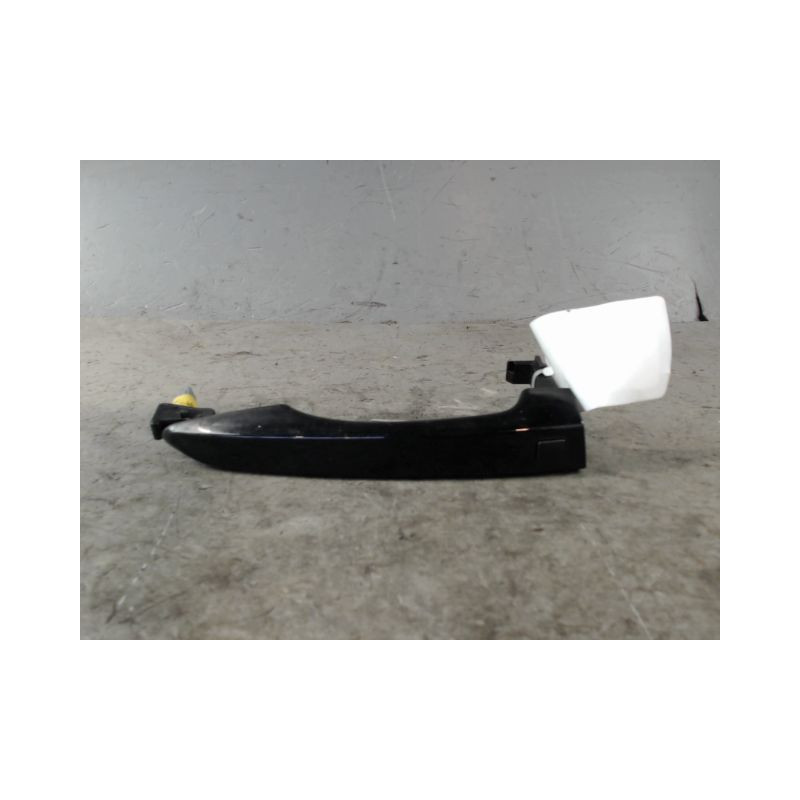 POIGNEE EXTERIEURE PORTE AVANT DROIT HYUNDAI TUCSON