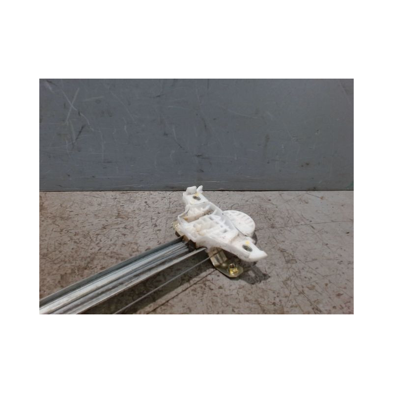 MECANISME+MOTEUR LEVE-GLACE AVANT DROIT SUZUKI BALENO
