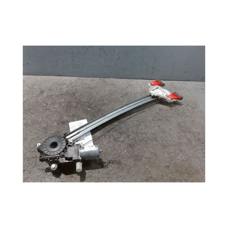 MECANISME+MOTEUR LEVE-GLACE ARRIERE DROIT SUZUKI BALENO