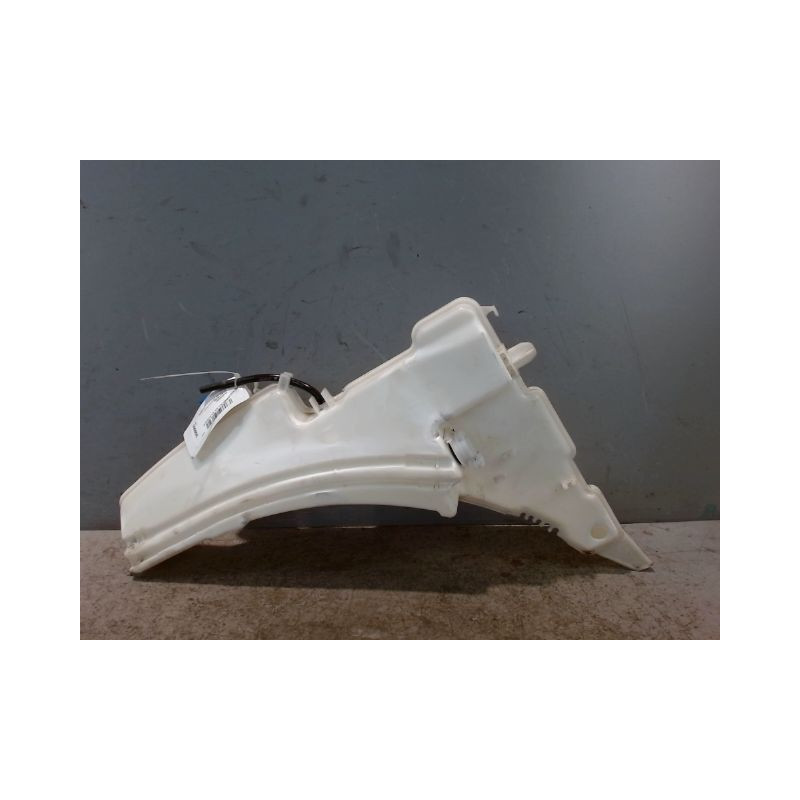 RESERVOIR LAVE-GLACE AVANT LAND ROVER RR EVOQUE