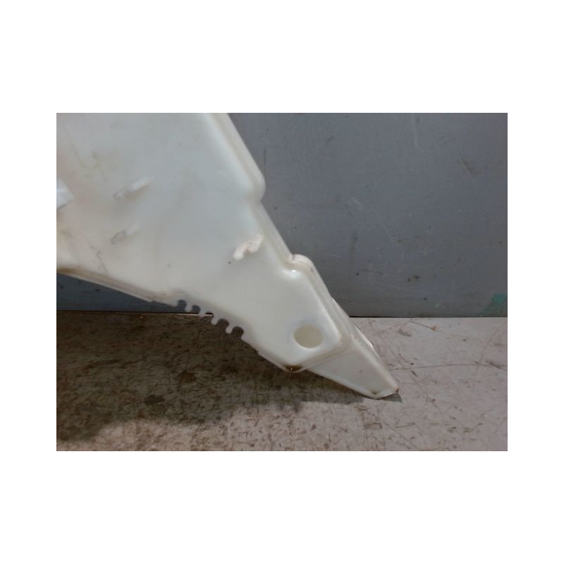RESERVOIR LAVE-GLACE AVANT LAND ROVER RR EVOQUE