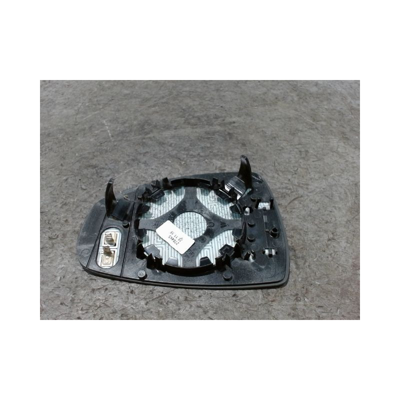 GLACE RETROVISEUR EXT D AUDI A1