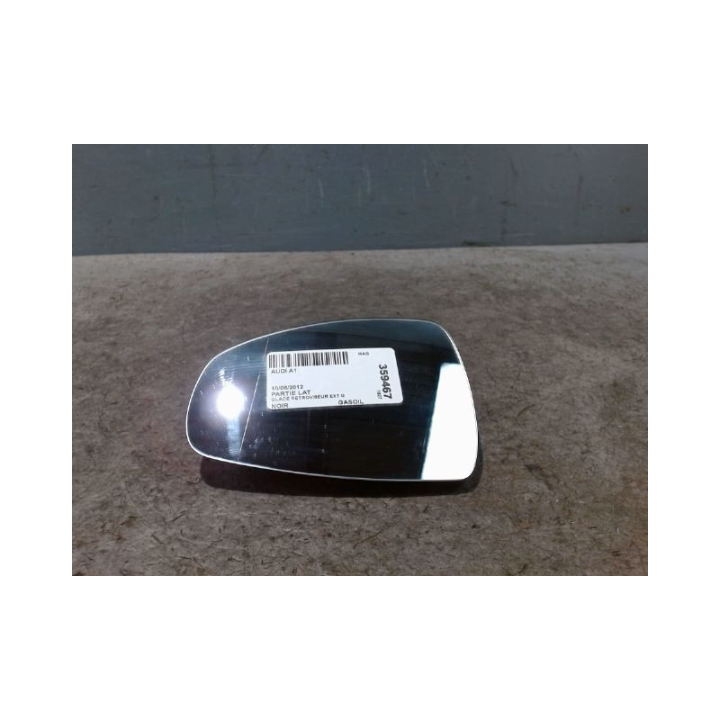 GLACE RETROVISEUR EXT G AUDI A1