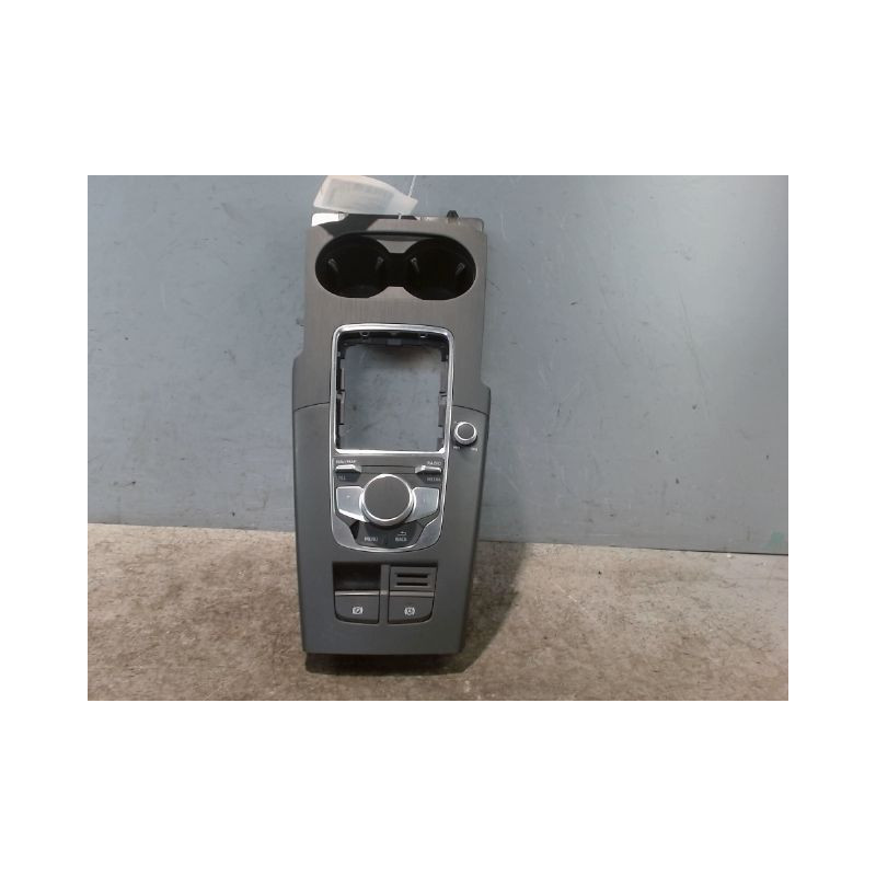 COMMANDE GPS AUDI A3 SPORTBACK