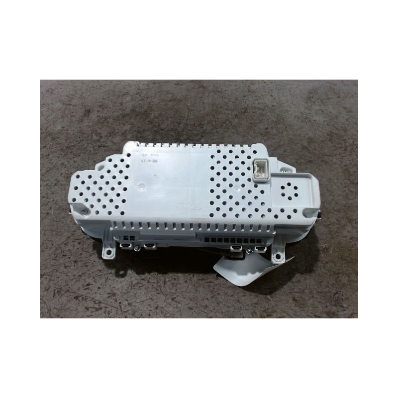 BLOC COMPTEURS VOLVO V40 2000-