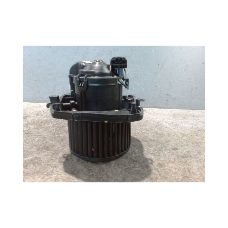 MOTEUR VENTILATEUR CHAUFFAGE DACIA SANDERO 2008-