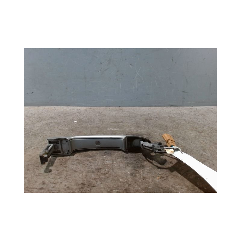 POIGNEE EXTERIEURE PORTE AVANT DROIT RENAULT SCENIC II PH2 2006-