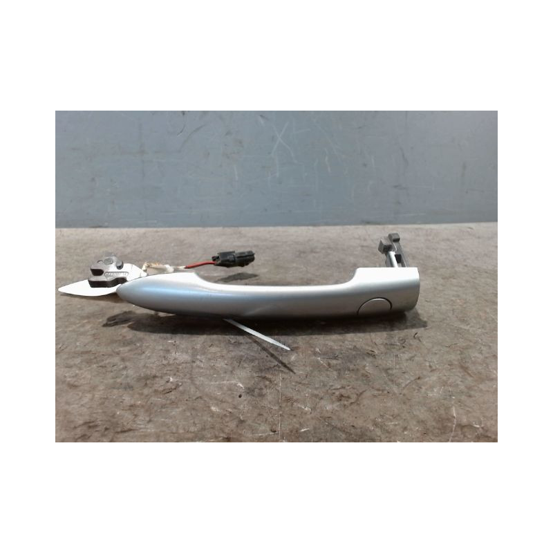 POIGNEE EXTERIEURE PORTE ARRIERE GAUCHE RENAULT SCENIC II PH2 2006-