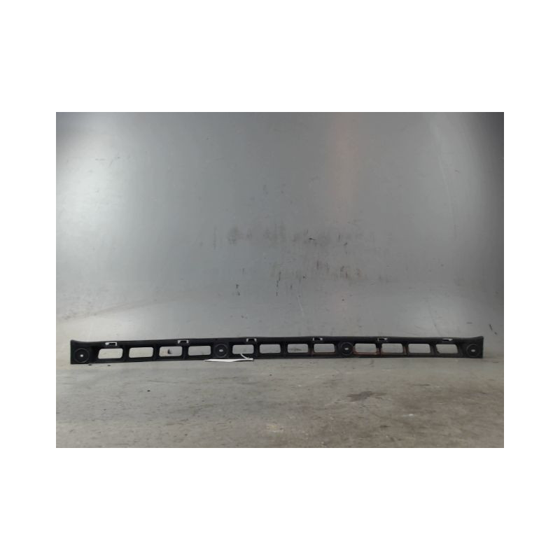 SUPPORT CENTRAL PARE-CHOC ARRIERE  VOLKSWAGEN POLO 2009-