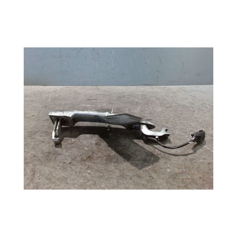 POIGNEE EXTERIEURE PORTE ARRIERE GAUCHE RENAULT CLIO III 2005-