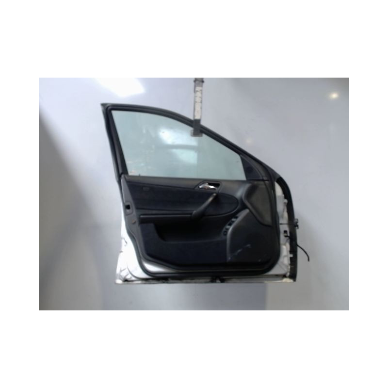 PORTE AVANT GAUCHE MERCEDES CLASSE C 2000-