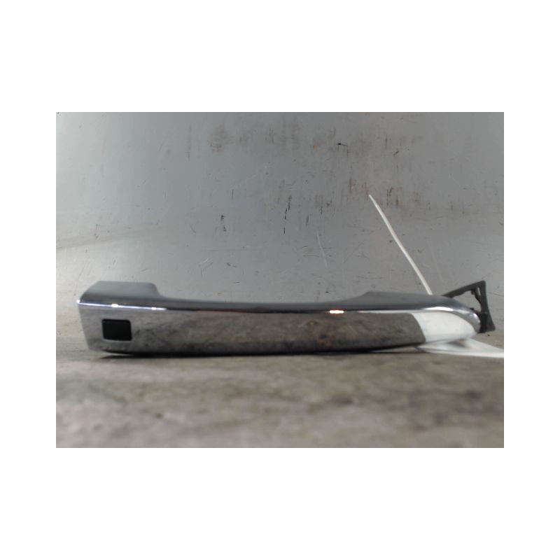 POIGNEE EXTERIEURE PORTE AVANT DROIT HYUNDAI TUCSON