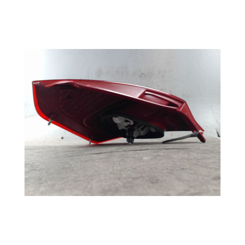 FEU ARRIERE DROIT FORD FIESTA 2008-