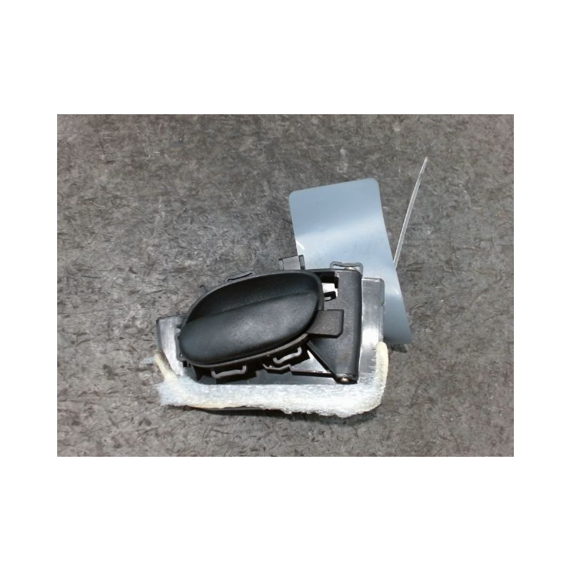POIGNEE INTERIEURE PORTE AVANT DROIT PEUGEOT 206