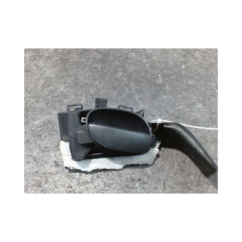 POIGNEE INTERIEURE PORTE AVANT GAUCHE PEUGEOT 206