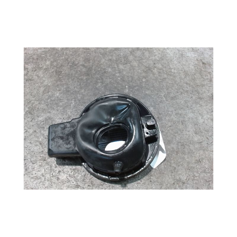 VOLET DE TRAPPE CARBURANT VOLKSWAGEN GOLF