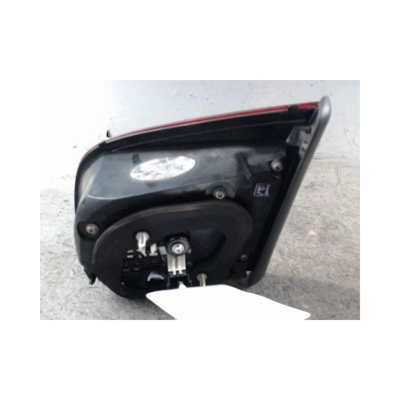 FEU ARRIERE INTERIEUR GAUCHE VOLKSWAGEN GOLF