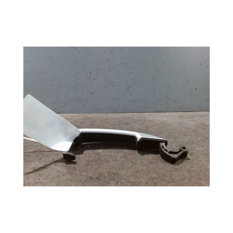 POIGNEE EXTERIEURE PORTE AVANT GAUCHE PEUGEOT 207 3P