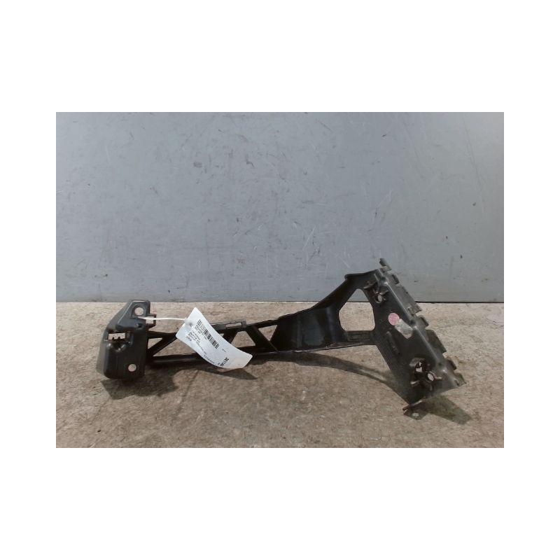 SUPPORT PARE-CHOC ARG PEUGEOT 207 3P