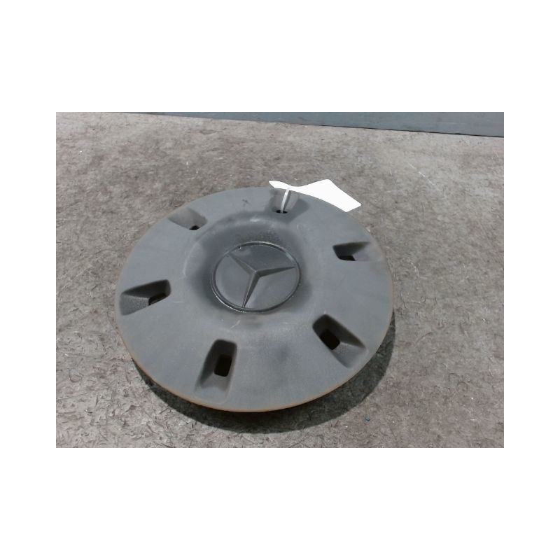 ENJOLIVEUR DE ROUE MERCEDES SPRINTER