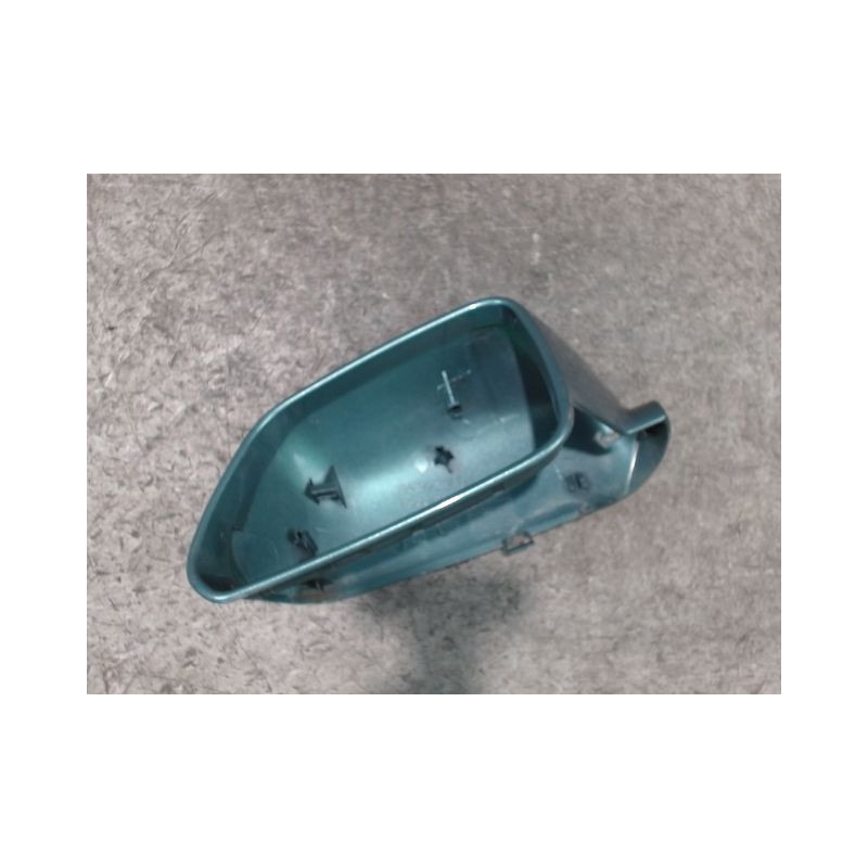 CARENAGE RETROVISEUR EXTERIEUR GAUCHE VOLKSWAGEN POLO 2005-
