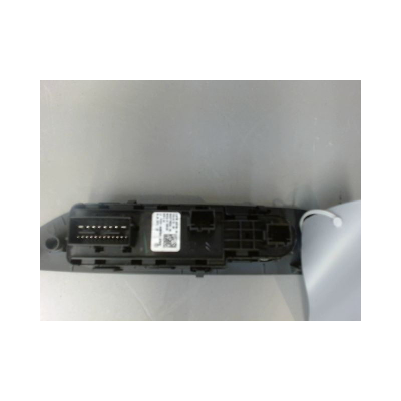 COMMANDE LEVE-GLACE PORTE AVG PEUGEOT 208