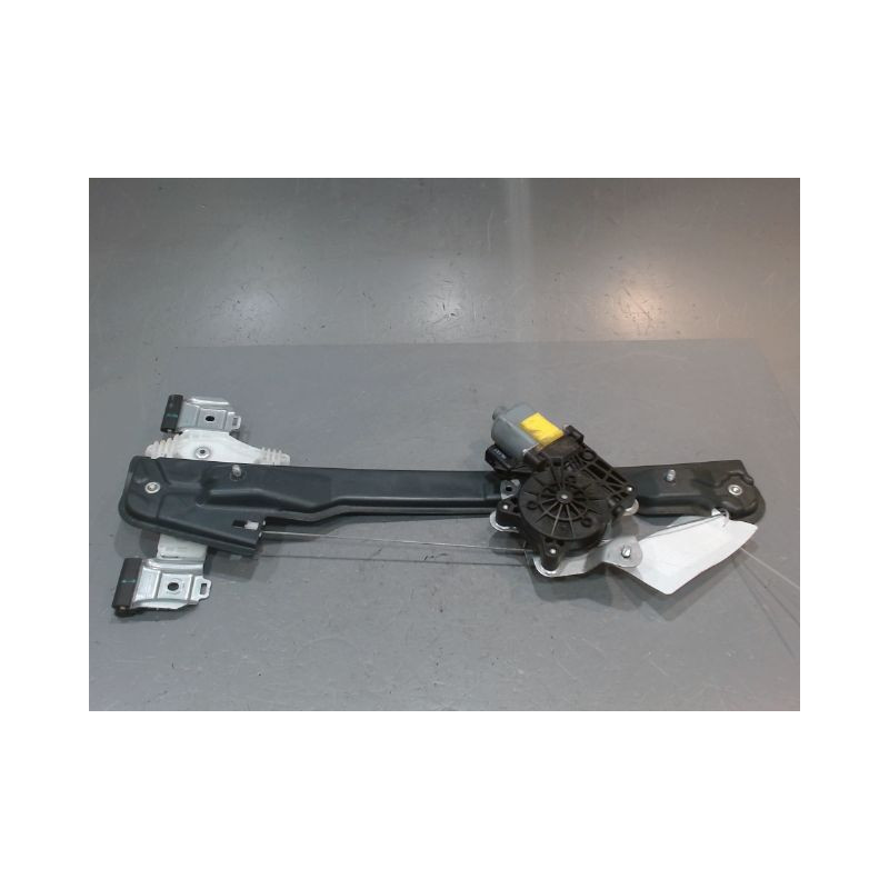MECANISME+MOTEUR LEVE-GLACE ARRIERE DROIT SSANGYONG TIVOLI