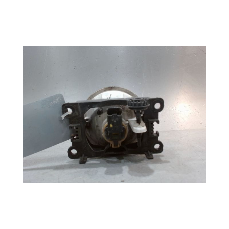 PHARE ANTIBROUILLARD AVANT DROIT PEUGEOT 3008