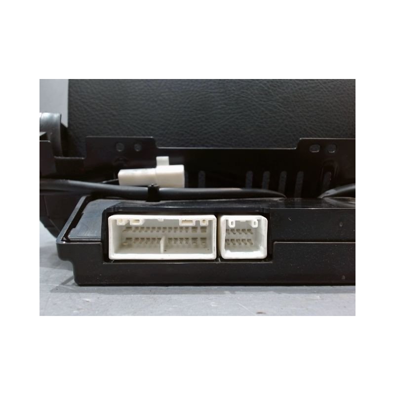 ECRAN GPS TOYOTA AVENSIS