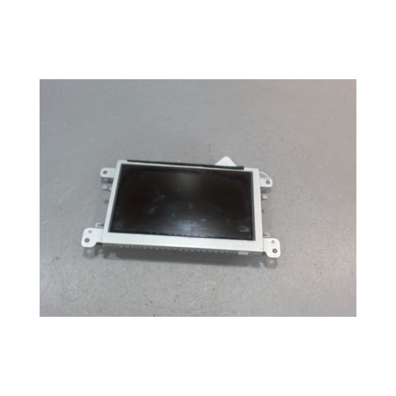 ECRAN GPS AUDI A4