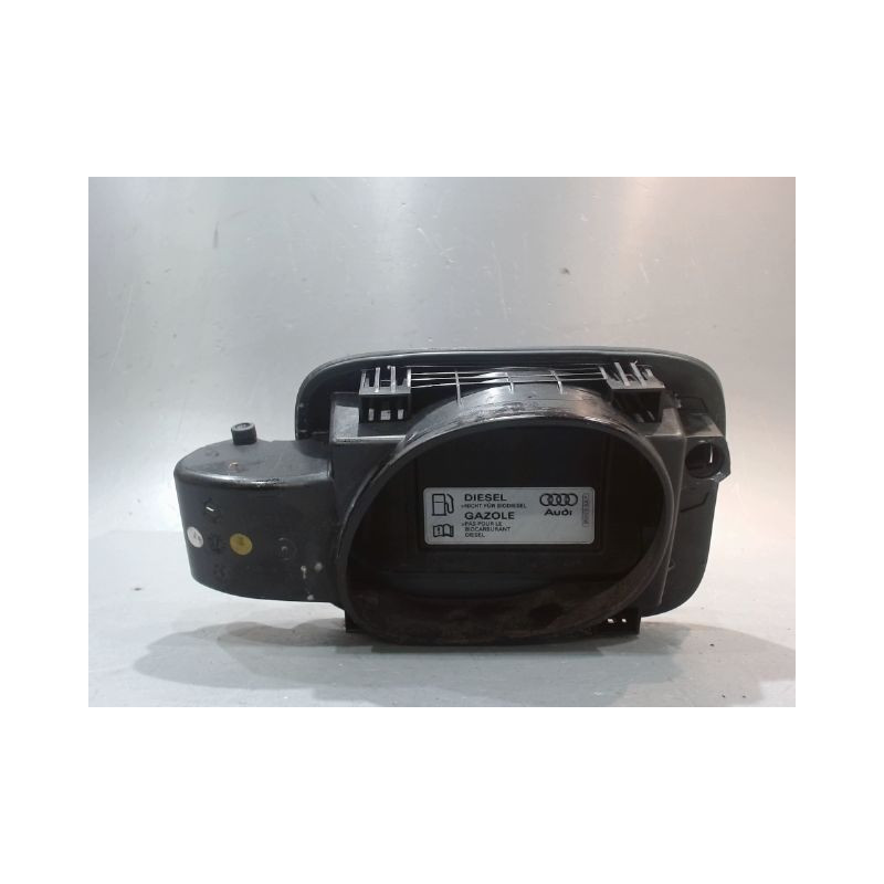 VOLET DE TRAPPE CARBURANT AUDI A4