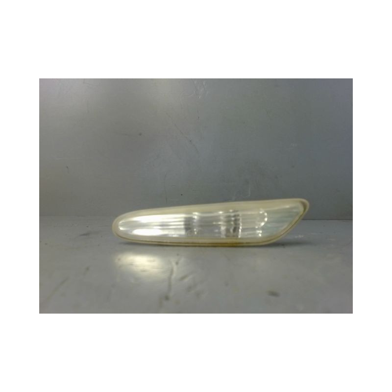 REPETITEUR AILE DROIT B.M.W. SERIE 5