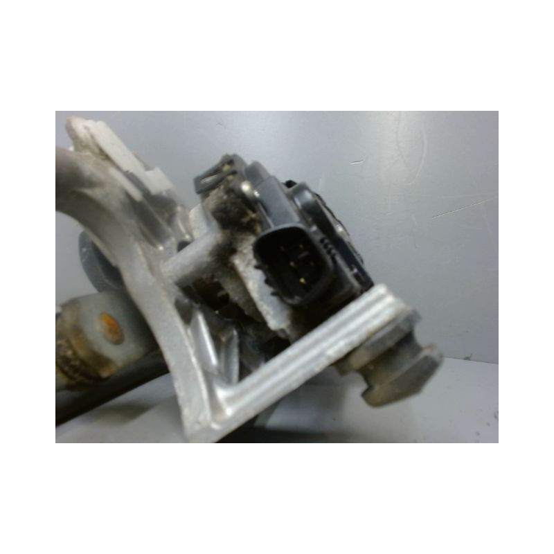 MECANISME ESSUIE-GLACE AVANT TOYOTA RAV4