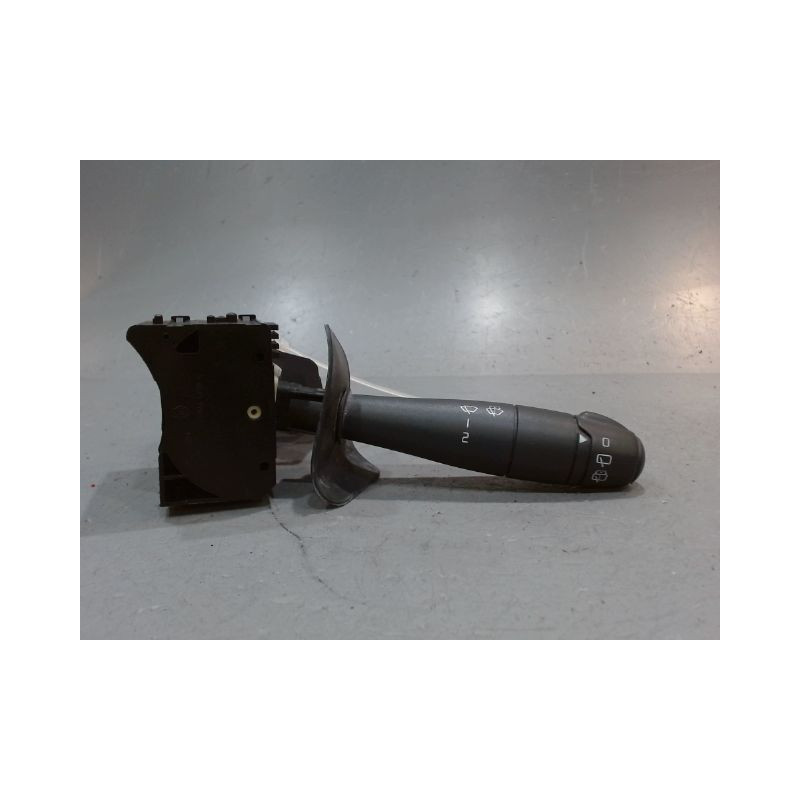 COMMANDE ESSUIE GLACE DACIA DUSTER