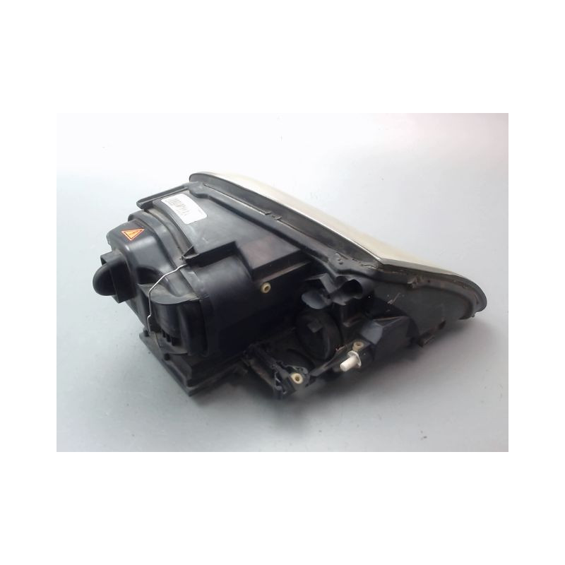 PHARE GAUCHE PORSCHE CAYENNE 2002-