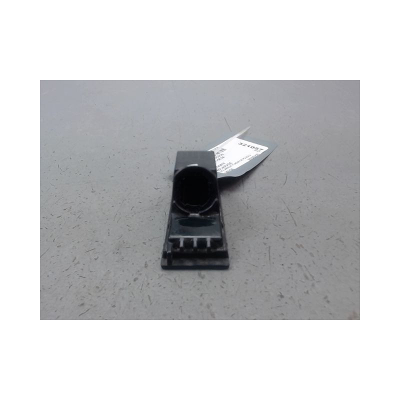 ECLAIREUR PLAQUE DE POLICE GAUCHE HYUNDAI TUCSON -04