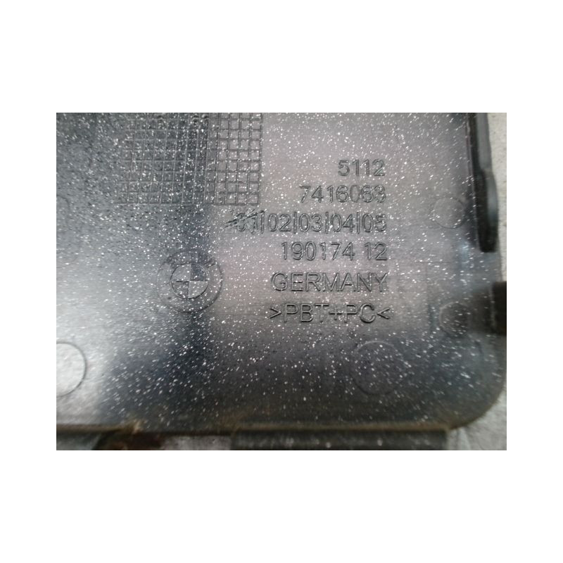 OBTURATEUR COUVRE CROCHET DE BOUCLIER AR BMW SERIE 3