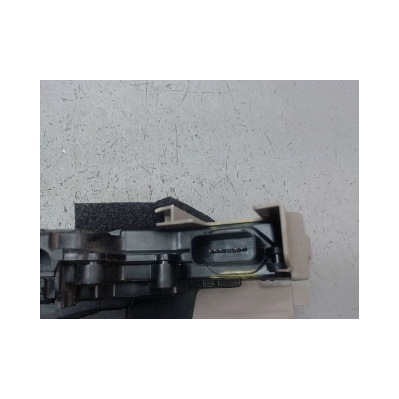 SYSTEME CONDAMNATION ARRIERE GAUCHE KIA XCEED
