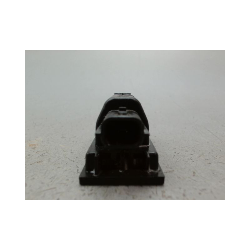 ECLAIREUR PLAQUE DE POLICE DROIT DACIA SANDERO II Phase 1 2012-...