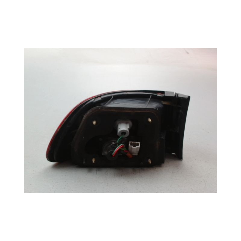 FEU ARRIERE DROIT HONDA CIVIC IV 1991-1996
