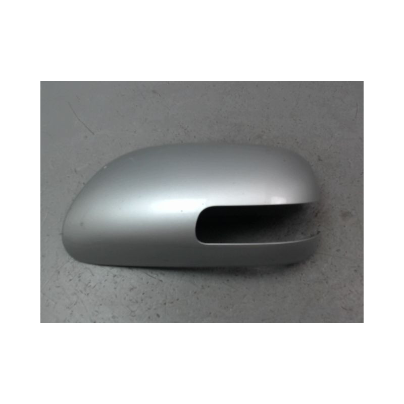 CARENAGE RETROVISEUR EXTERIEUR GAUCHE TOYOTA AURIS I Phase 2 2010-2012