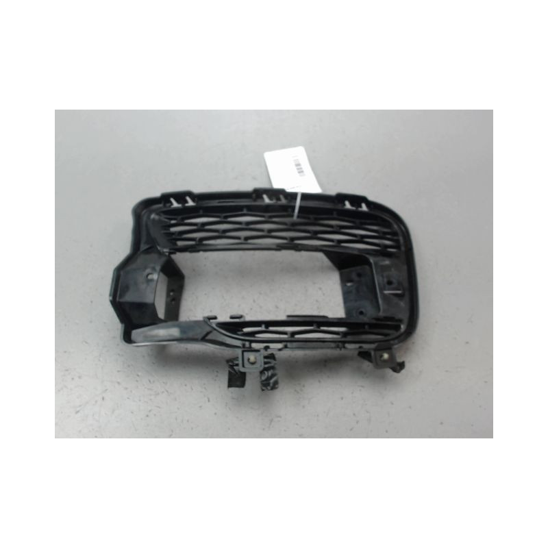 GRILLE VENTILATION PARE-CHOC AVG LAND ROVER R.ROVER
