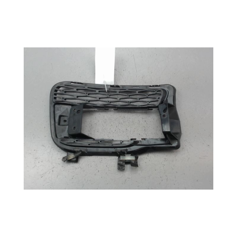 GRILLE VENTILATION PARE-CHOC AVG LAND ROVER R.ROVER