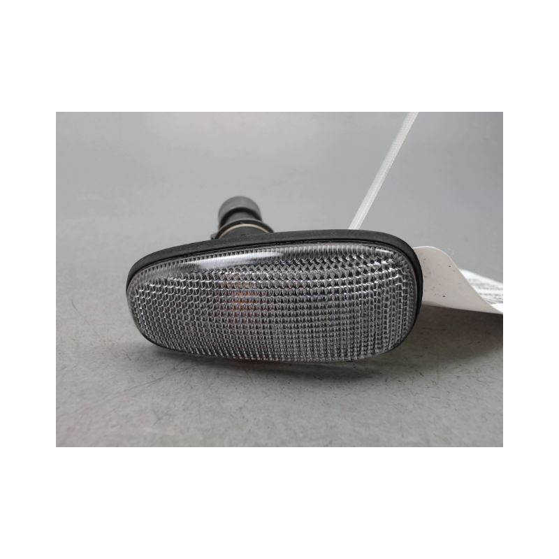 REPETITEUR AILE GAUCHE OPEL ZAFIRA MONOSP. I (A) 1999-2005
