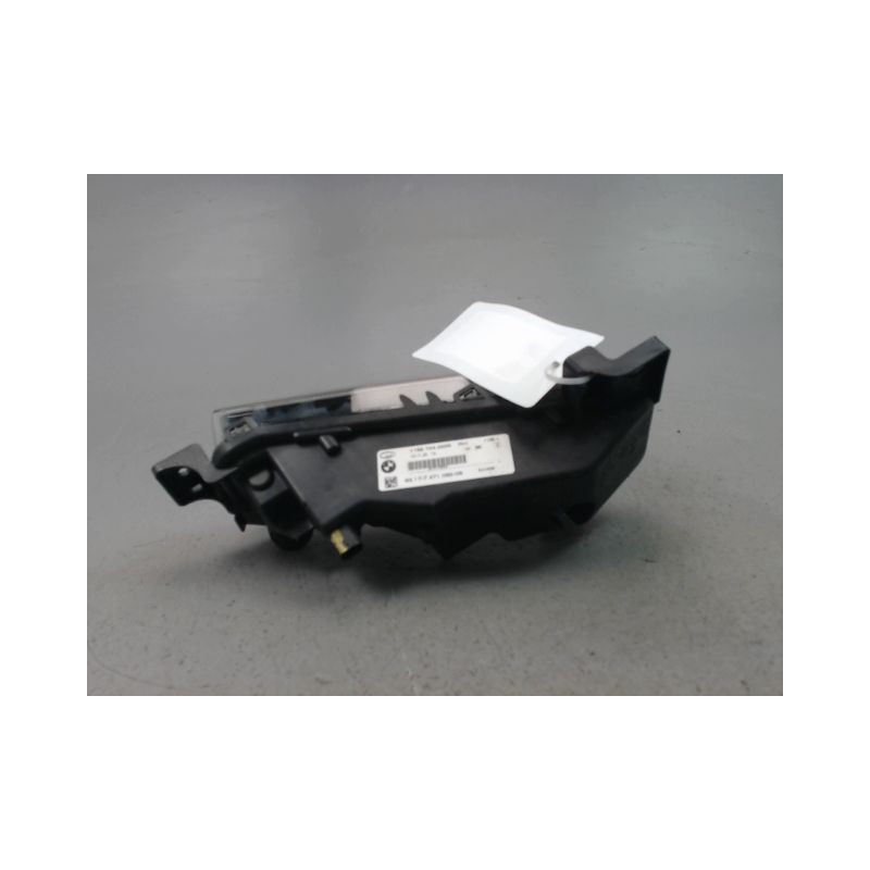 PHARE ANTIBROUILLARD AVANT DROIT BMW SERIE 1